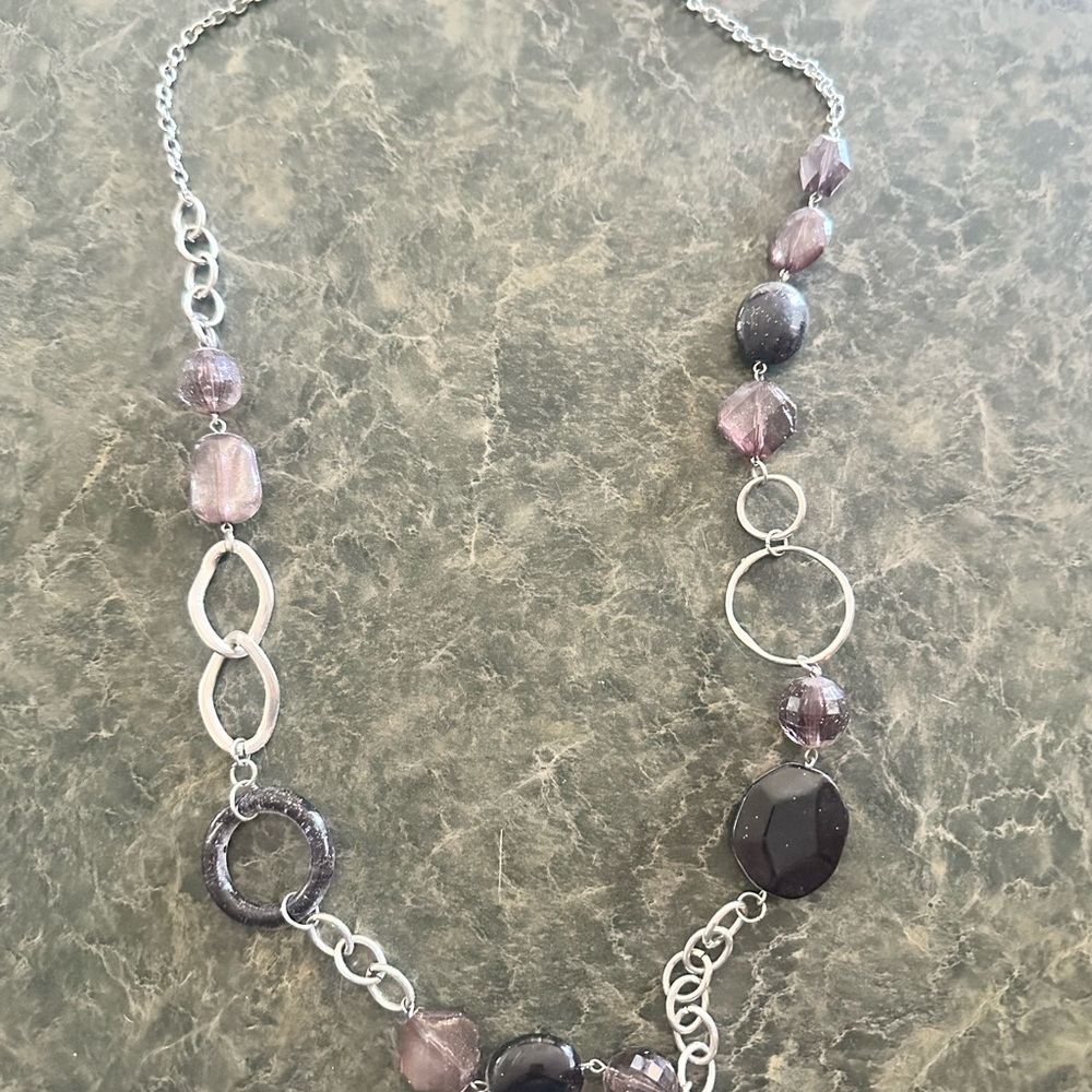 Elegant Silver and Purple Beaded Necklace